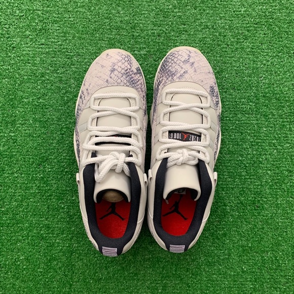 🦴*NEW* Air Jordan 11 Retro Low “Snake Light Bone” - Picture 7 of 11
